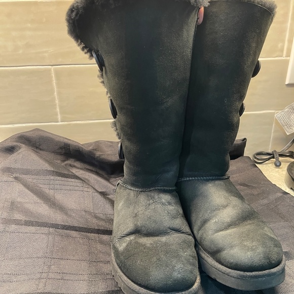UGG 1873 Australia Bailey Button Triplet‎  Insulated Warm Winter Boots  Sz 10 - Picture 4 of 14